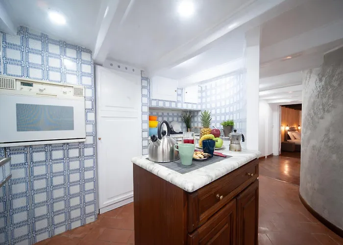 Navona Jacuzzi Apartment *